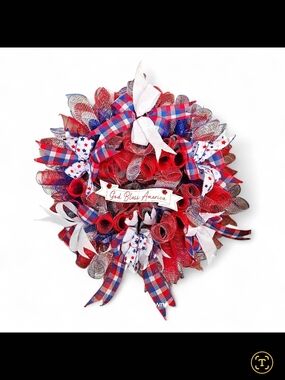 Patriotic Red, White & Blue Holiday Wreath - God Bless America Accent